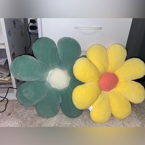 Colorful Floral Cushions Set